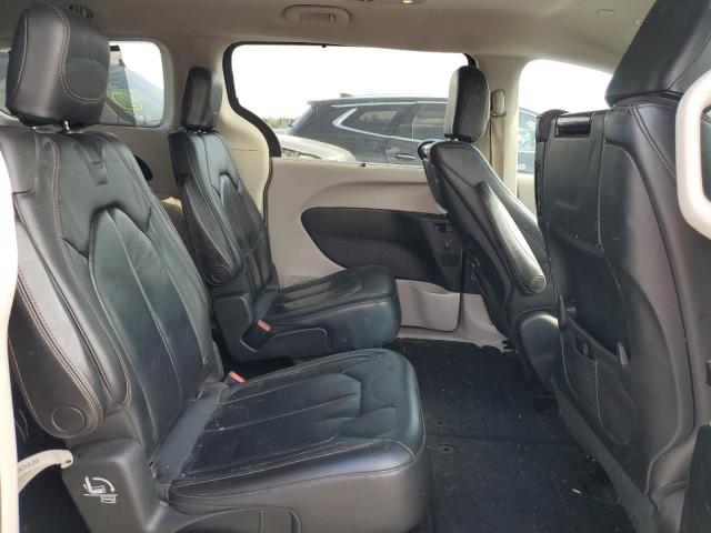 2018 CHRYSLER PACIFICA T - 2C4RC1EG6JR261859