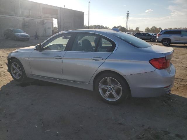 VIN WBA3C1C52FK118529 2015 BMW 3 SERIES no.2