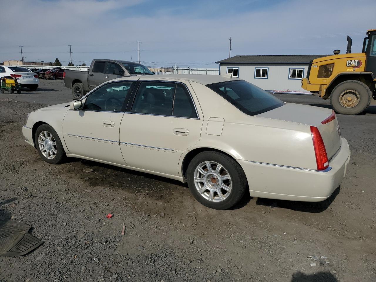 Lot #2972593897 2010 CADILLAC DTS