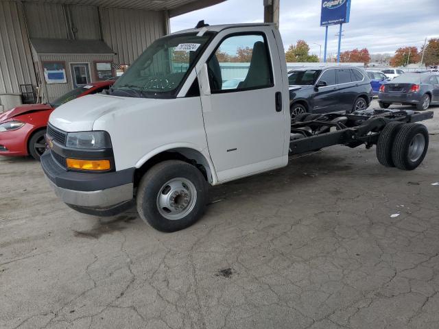 CHEVROLET EXPRESS G3 2023 white  gas 1GB3GSC78P1121879 photo #1