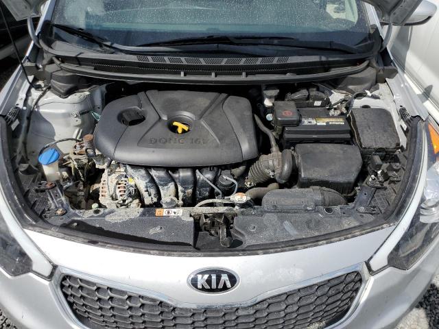 VIN KNAFK4A60G5601059 2016 KIA Forte, LX no.11