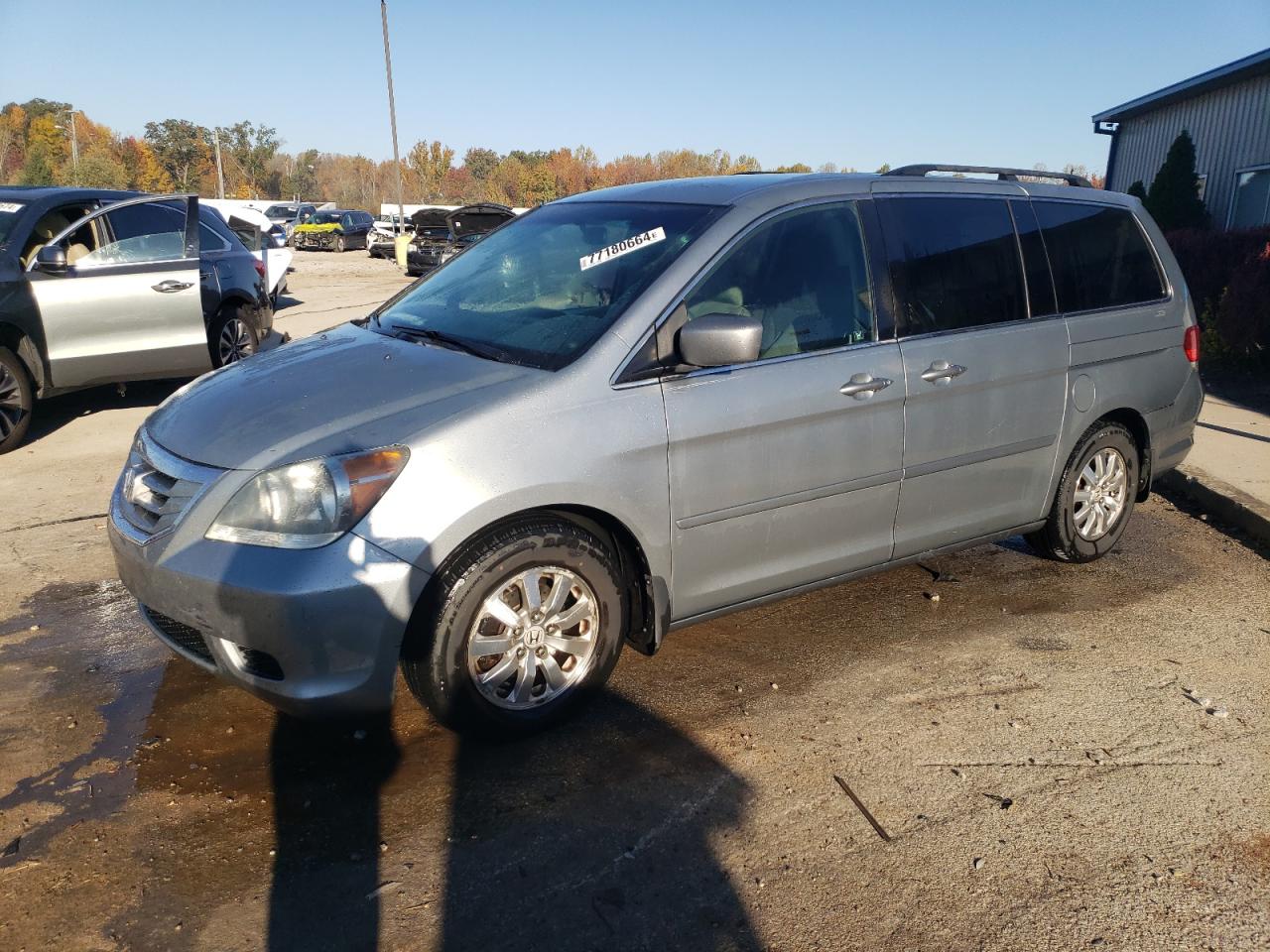 Lot #2940786433 2010 HONDA ODYSSEY EX