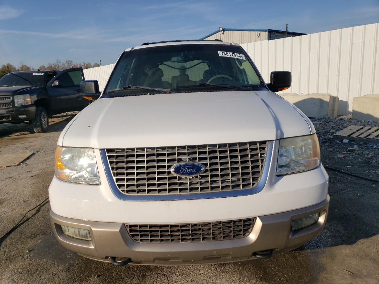 Lot #2940786447 2004 FORD EXPEDITION