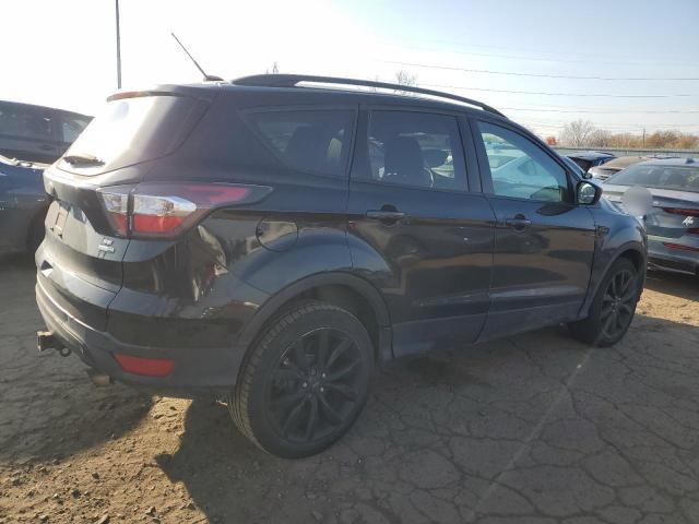 VIN 1FMCU9G9XHUA50513 2017 Ford Escape, SE no.3