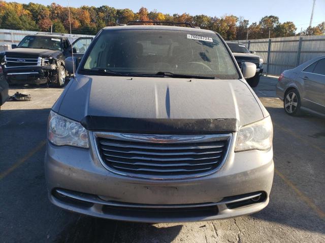 2016 CHRYSLER TOWN & COU - 2C4RC1BG6GR215378
