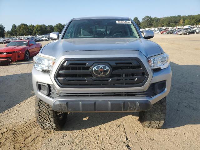 VIN 5TFAX5GN9KX133011 2019 Toyota Tacoma, Double Cab no.5