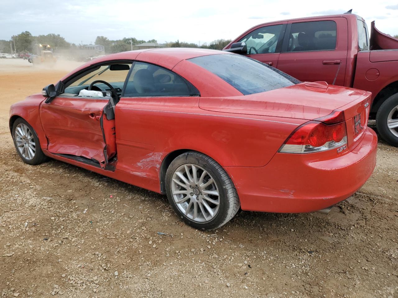 Lot #2991652207 2008 VOLVO C70 T5