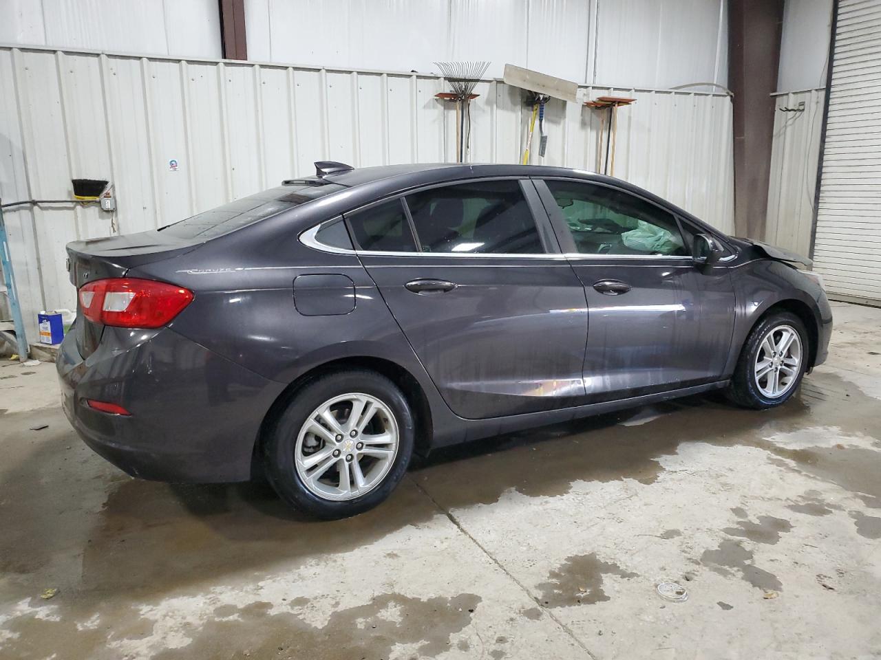 Lot #3026066998 2017 CHEVROLET CRUZE LT