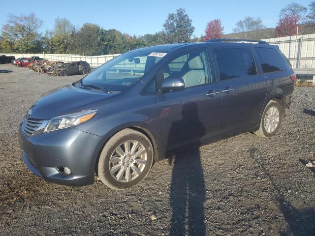 VIN 5TDYZ3DC5HS835552 2017 Toyota Sienna, Xle no.1