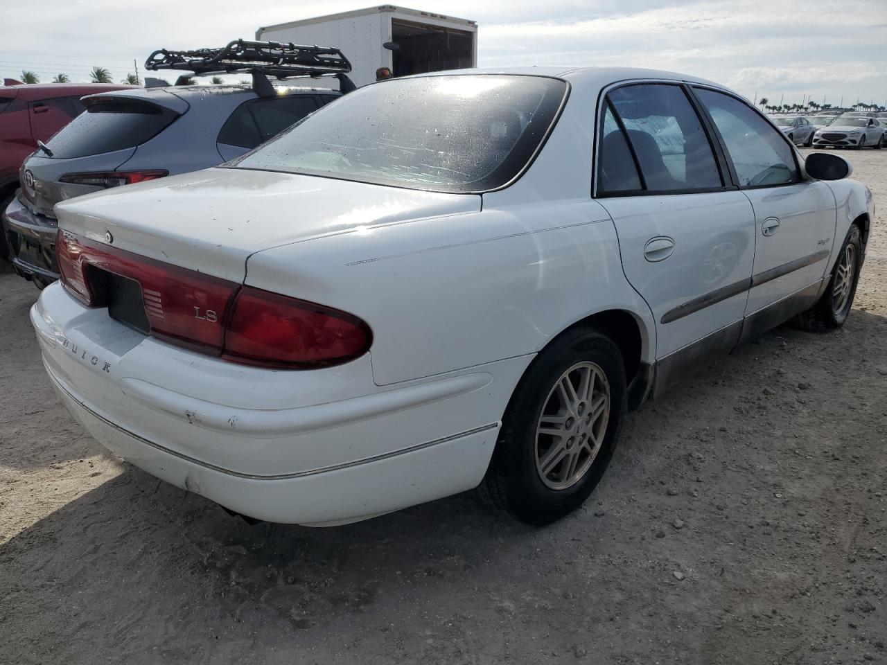 Lot #3004129964 1999 BUICK REGAL LS