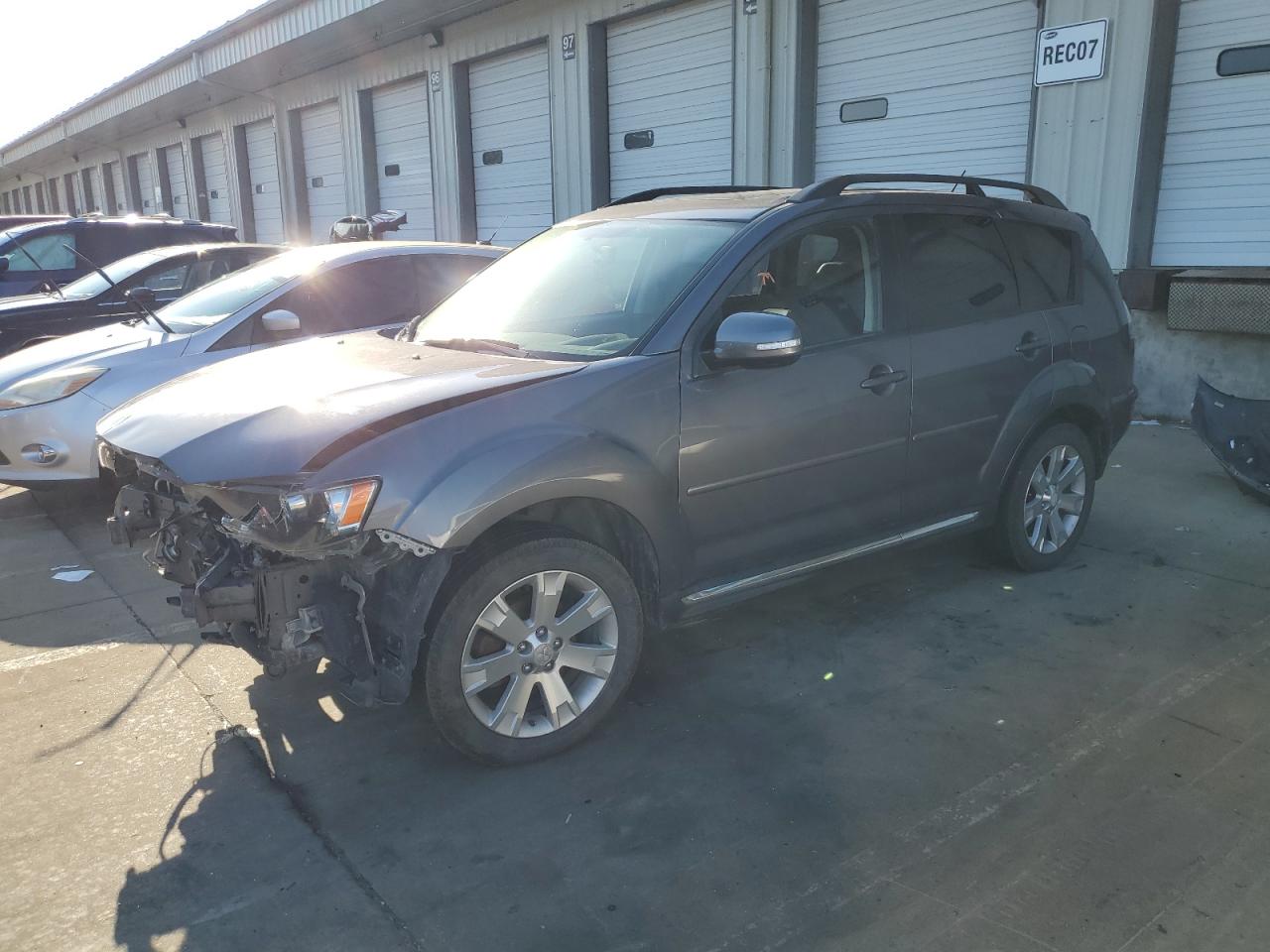 Mitsubishi Outlander 2010 Medium