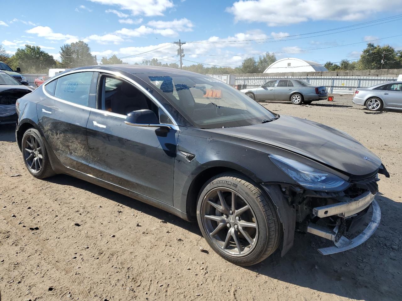 Lot #2928651807 2018 TESLA MODEL 3