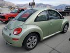 VOLKSWAGEN NEW BEETLE photo