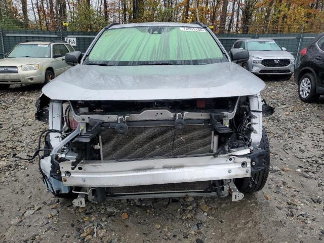 2019 TOYOTA RAV4 LE - JTMF1RFV1KJ024724