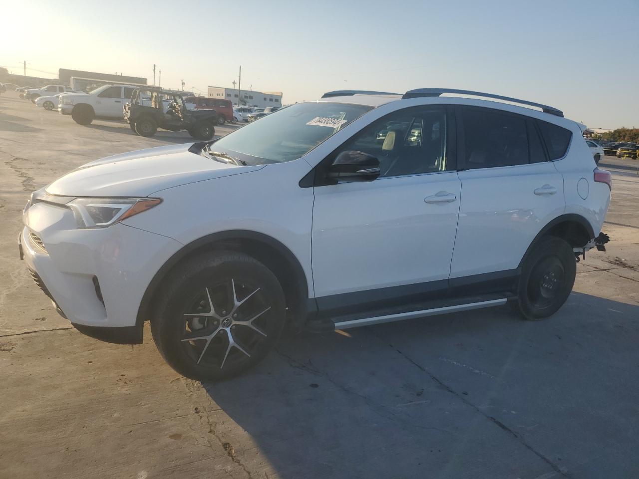 Lot #2962252992 2017 TOYOTA RAV4 SE