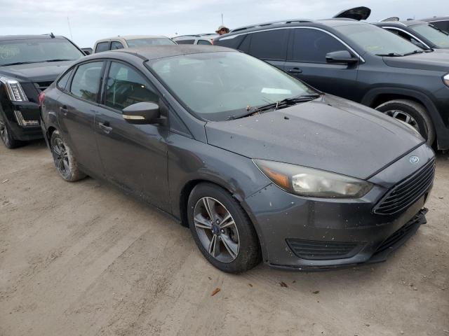 VIN 1FADP3FE9GL287869 2016 Ford Focus, SE no.4