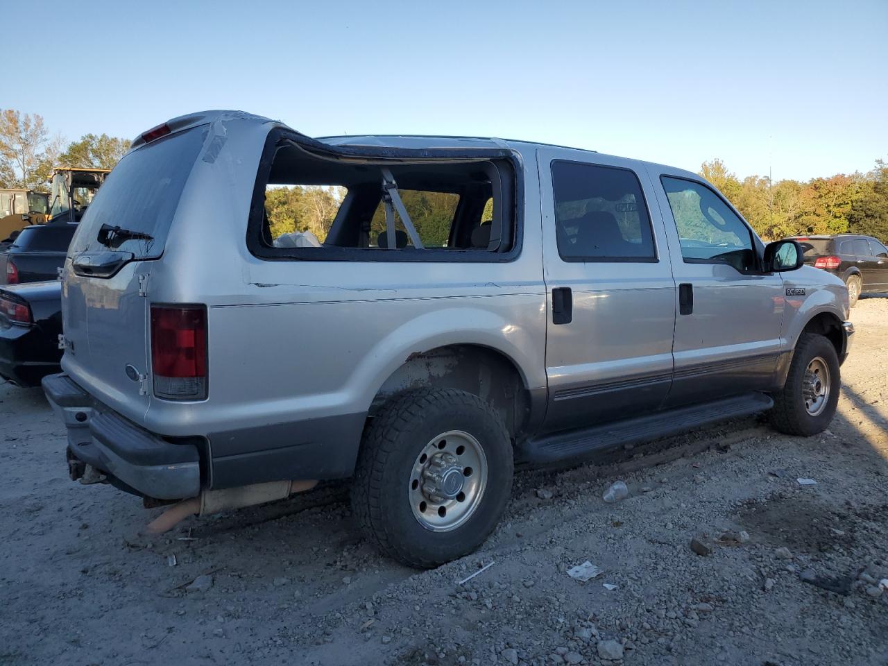 Lot #2945652385 2004 FORD EXCURSION