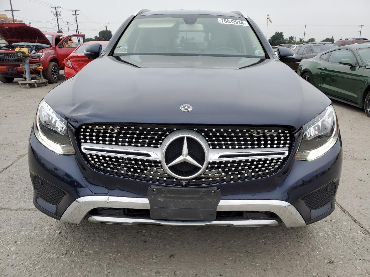 Lot #2902243102 2019 MERCEDES-BENZ GLC 300