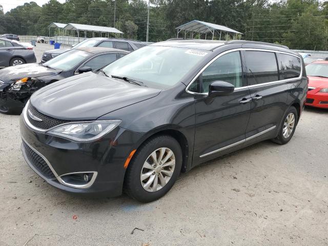 VIN 2C4RC1BG0HR613011 2017 Chrysler Pacifica, Touri... no.1