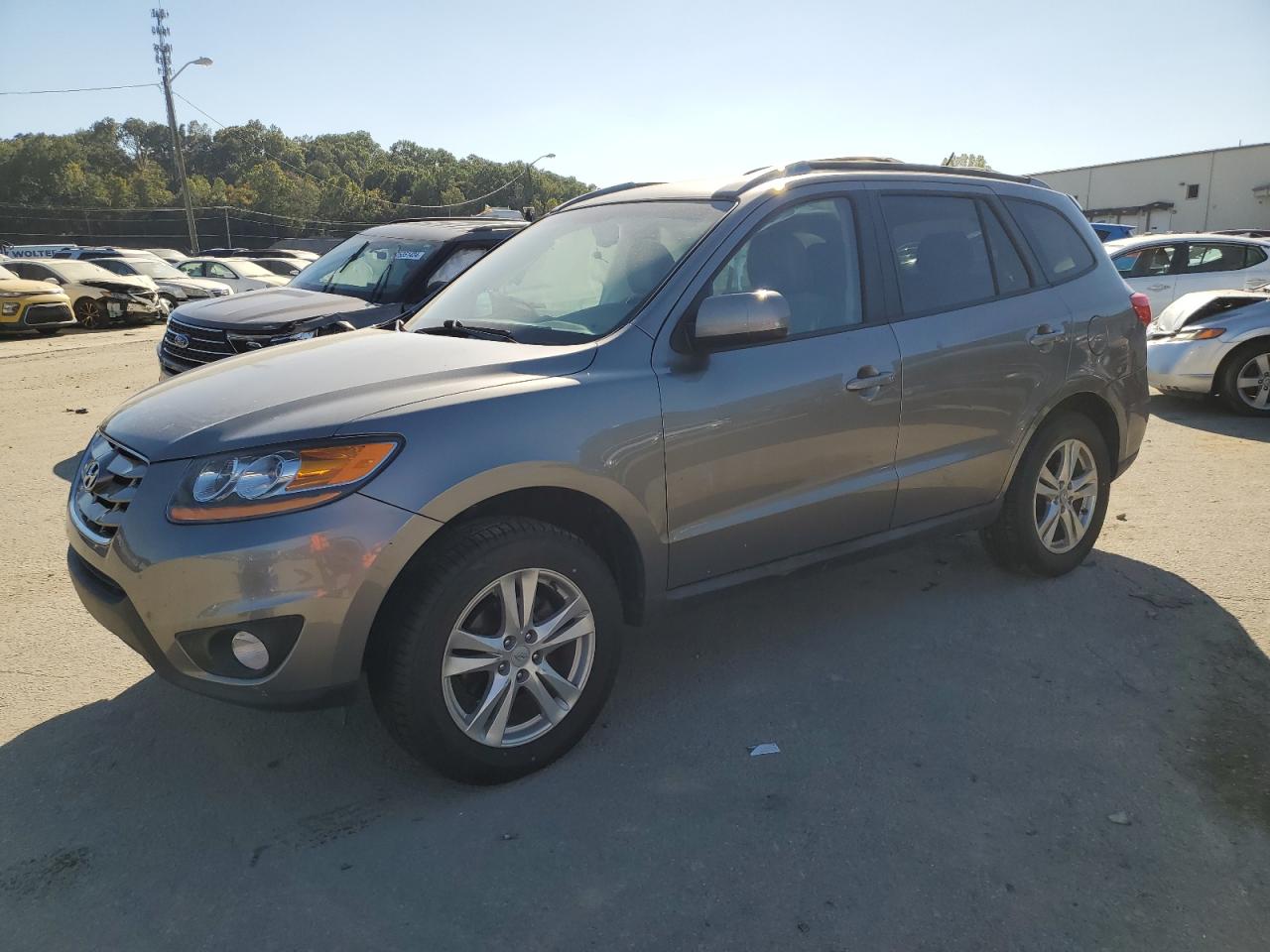 Lot #2960181135 2011 HYUNDAI SANTA FE S