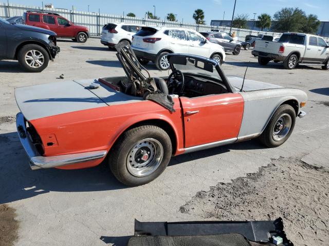 TRIUMPH CAR TR6 1972 gray   CC81539U photo #4