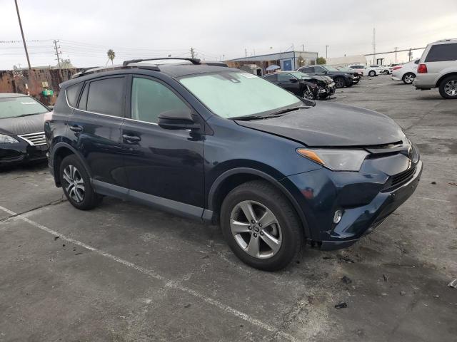 VIN 2T3BFREV4JW721502 2018 Toyota RAV4, LE no.4