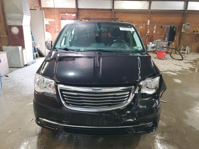 2015 CHRYSLER TOWN & COU - 2C4RC1CG4FR730053