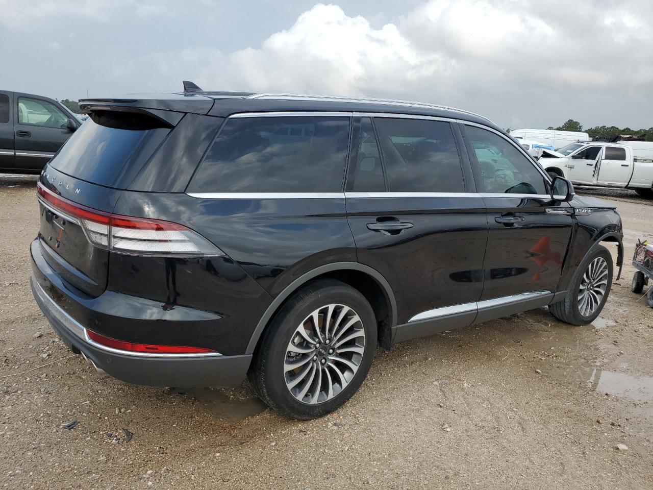 Lot #2943096548 2023 LINCOLN AVIATOR