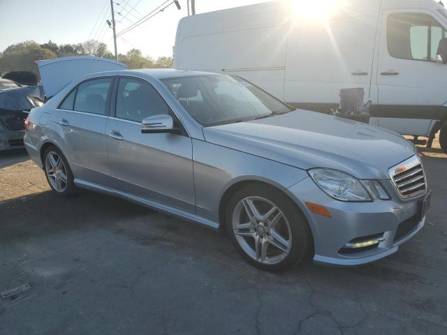 VIN WDDHF8JB0DA680990 2013 Mercedes-Benz E-Class, 3... no.4