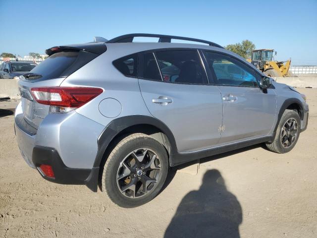 VIN JF2GTACC0JH218798 2018 Subaru Crosstrek, Premium no.3