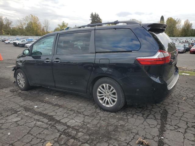 2016 TOYOTA SIENNA XLE - 5TDYK3DC6GS733809
