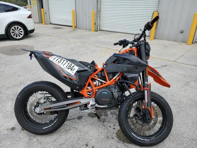 KTM 690 SMC R 2022 two tone  gas VBKLSV40XNM736084 photo #1