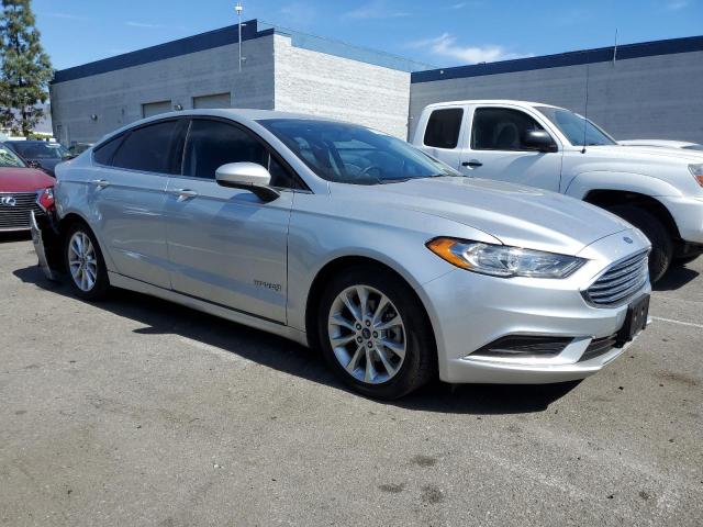 VIN 3FA6P0LU7HR105365 2017 Ford Fusion, Se Hybrid no.4