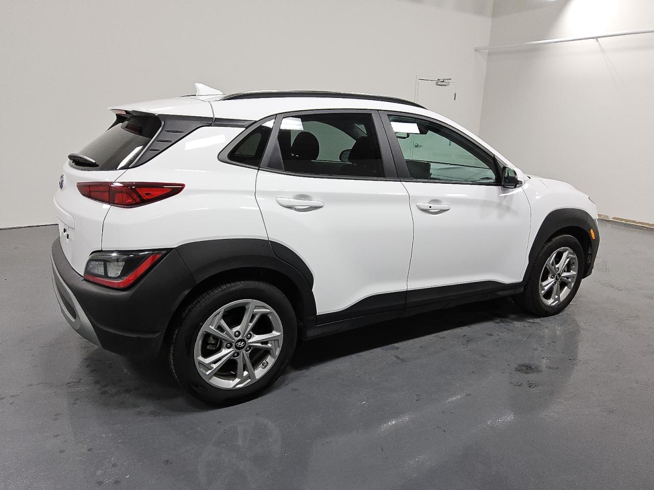 Lot #2945064180 2023 HYUNDAI KONA SEL