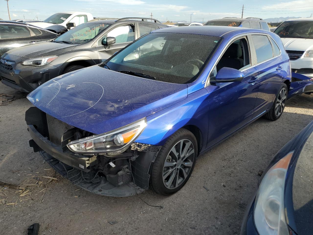  Salvage Hyundai ELANTRA