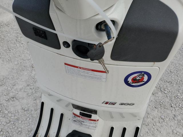 2017 VESPA GTS 300 SU ZAPM459L6H5101587