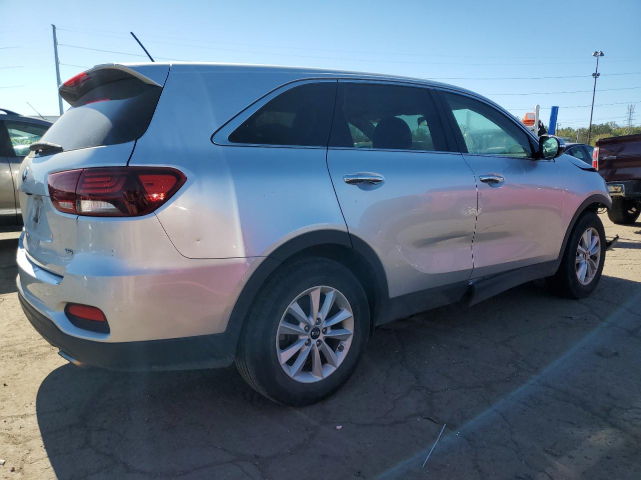 Lot #2890312265 2020 KIA SORENTO S