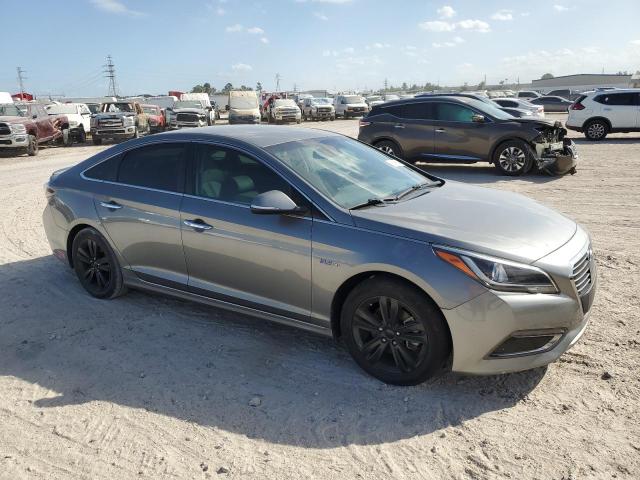 2017 HYUNDAI SONATA PLU KMHE54L26HA068364