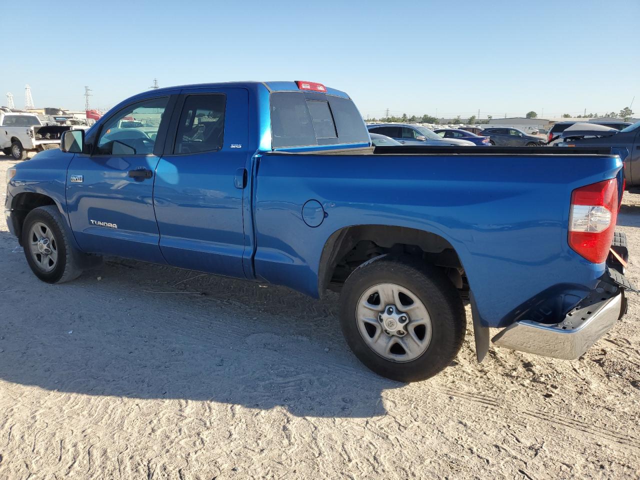 Lot #2957632077 2017 TOYOTA TUNDRA DOU