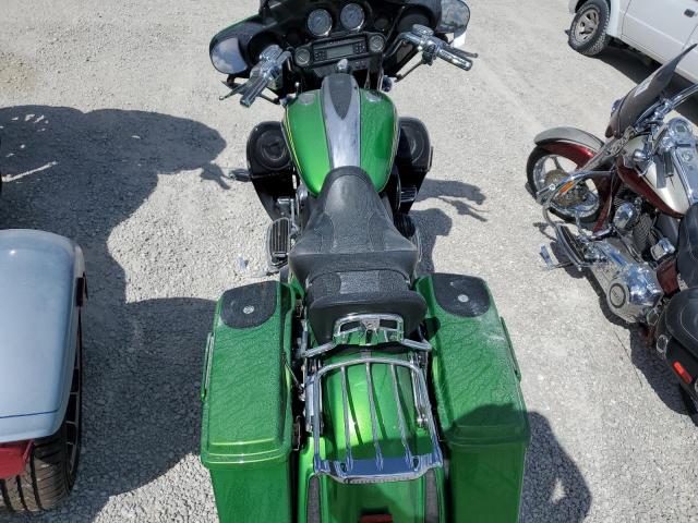 2011 HARLEY-DAVIDSON FLHXSE2 1HD1PZ812BB957883