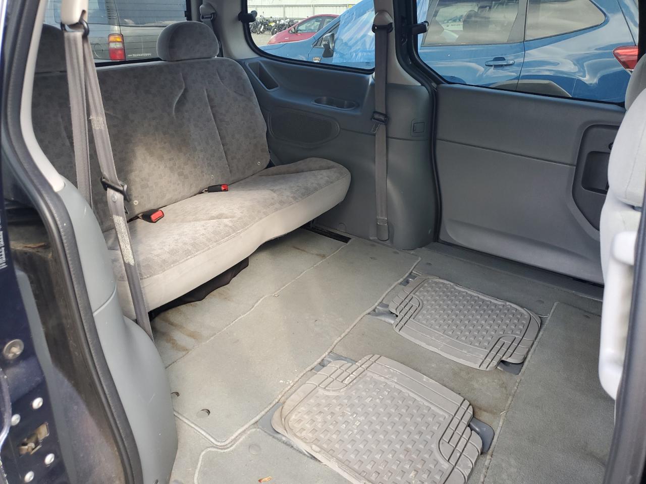 Lot #3033259827 2001 NISSAN QUEST GXE