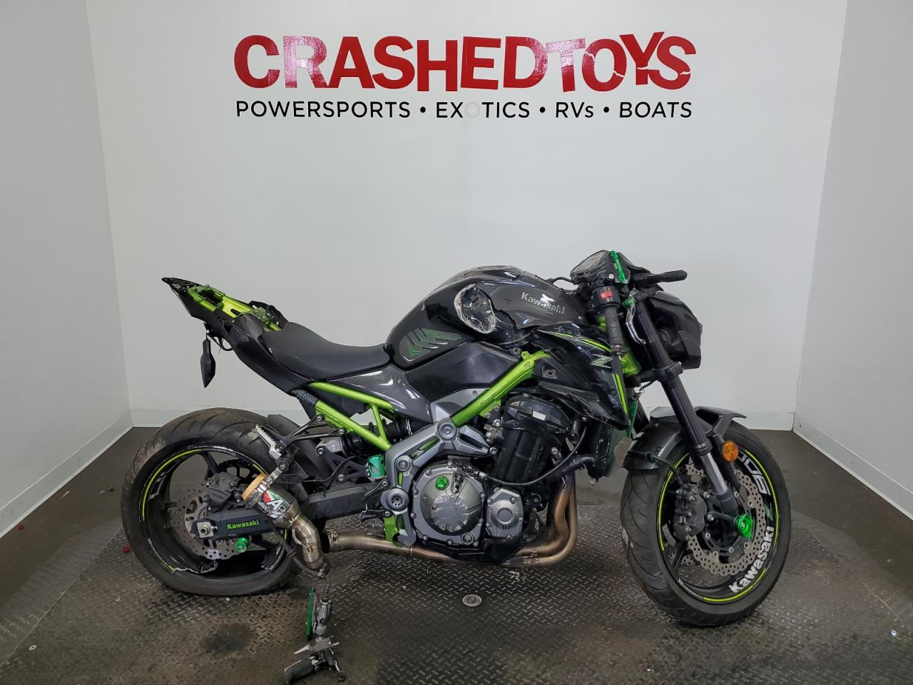 Kawasaki Z900 2017 ZR900AH