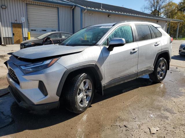 2022 TOYOTA RAV4 XLE #2991702026