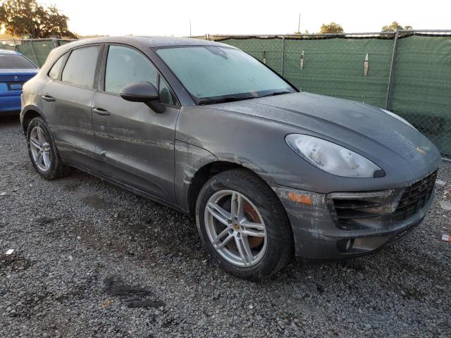 VIN WP1AA2A51JLB12568 2018 Porsche Macan no.4