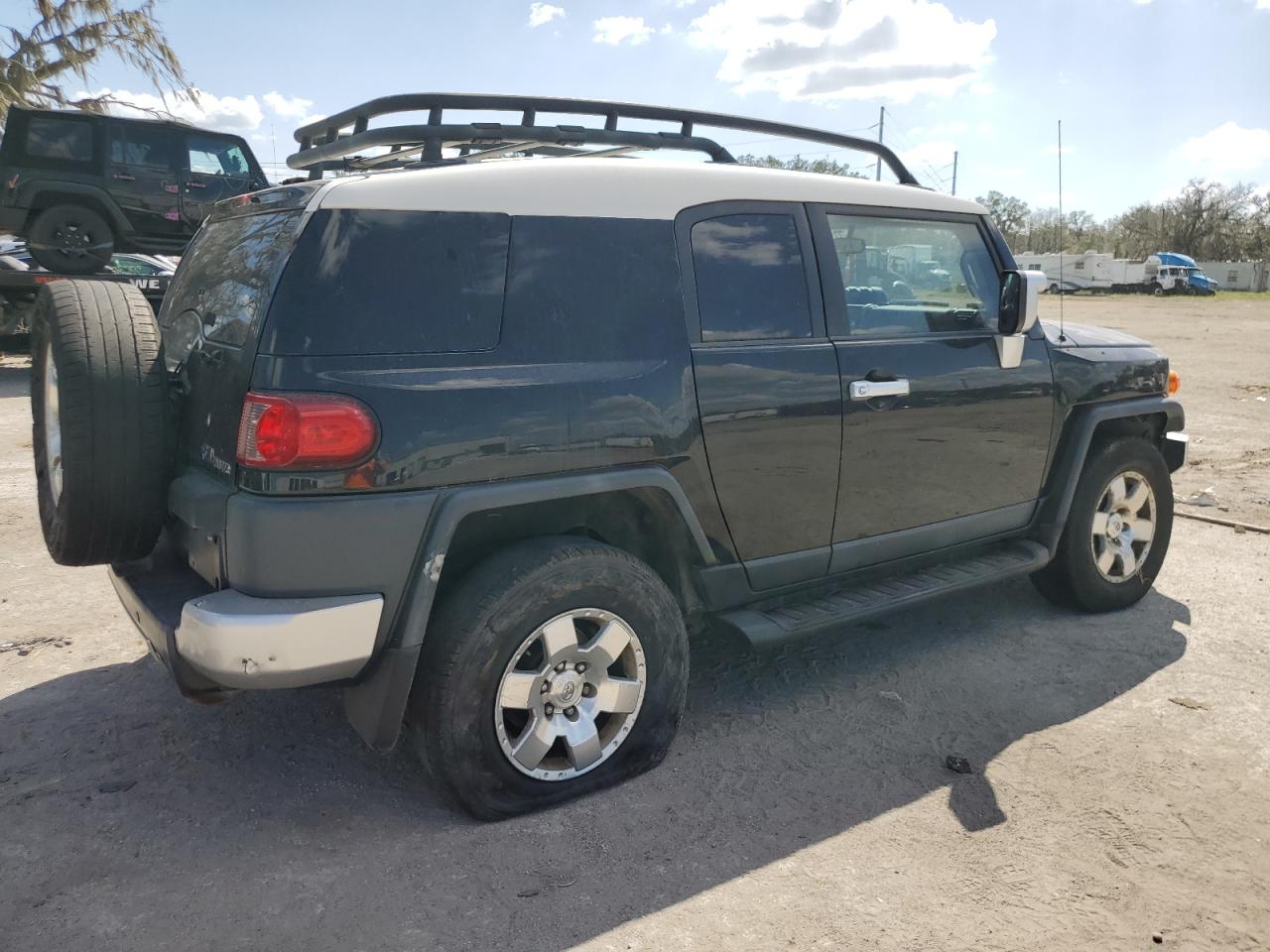 Lot #2972116137 2007 TOYOTA FJ CRUISER