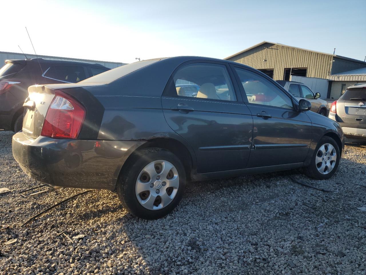 KIA SPECTRA LX 2006 brown  gas KNAFE121165349278 photo #4