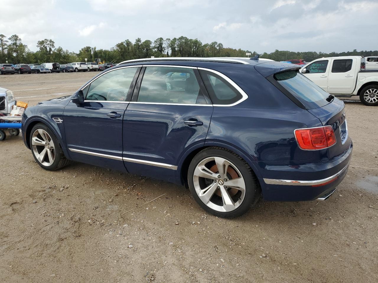 Lot #2942884297 2020 BENTLEY BENTAYGA