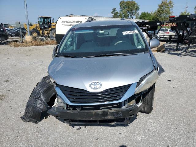 VIN 5TDKK3DC9ES435922 2014 Toyota Sienna, LE no.5