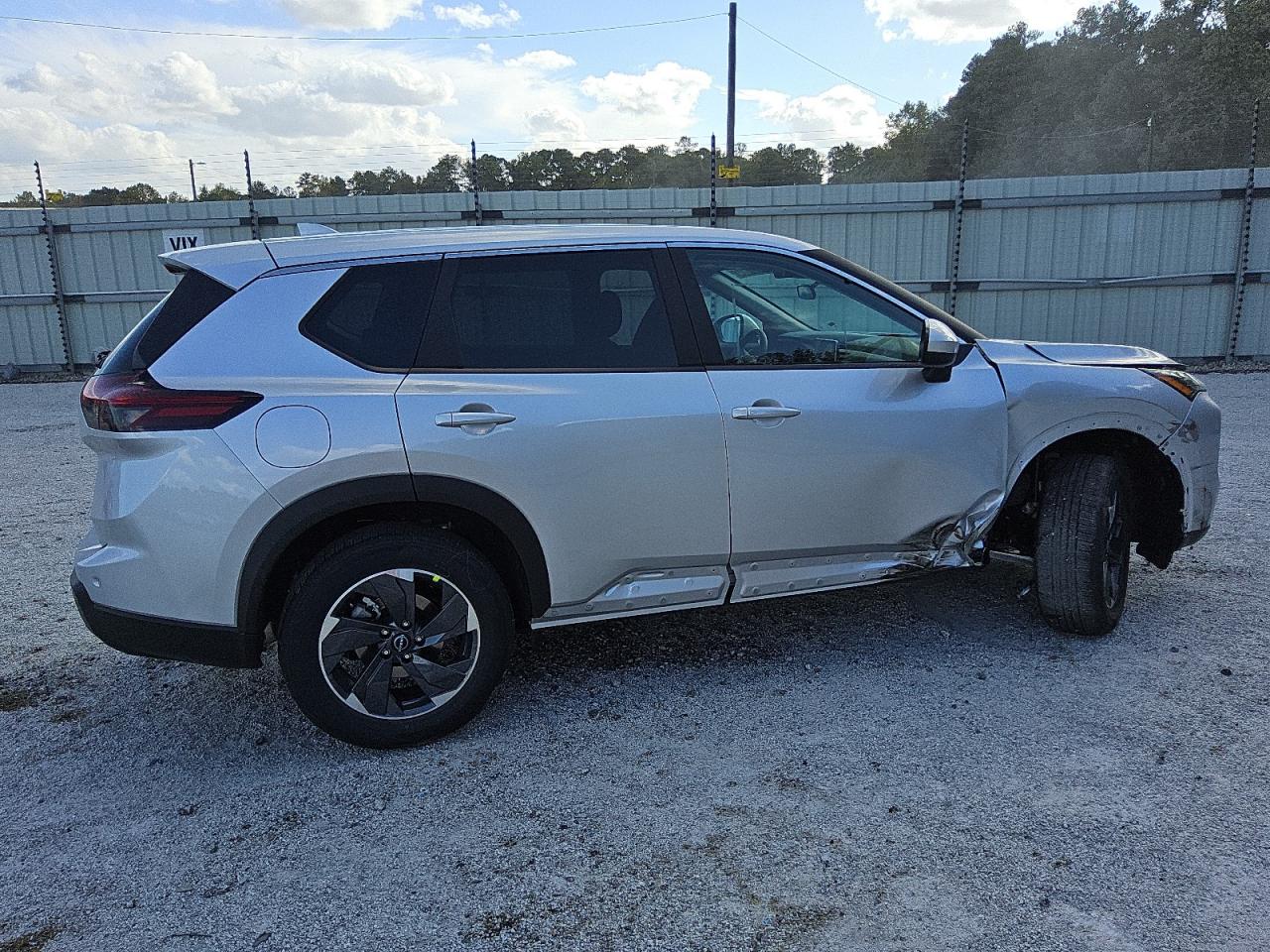 Lot #2993989337 2025 NISSAN ROGUE SV