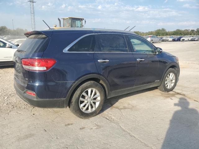 VIN 5XYPGDA58HG322287 2017 KIA Sorento, LX no.3